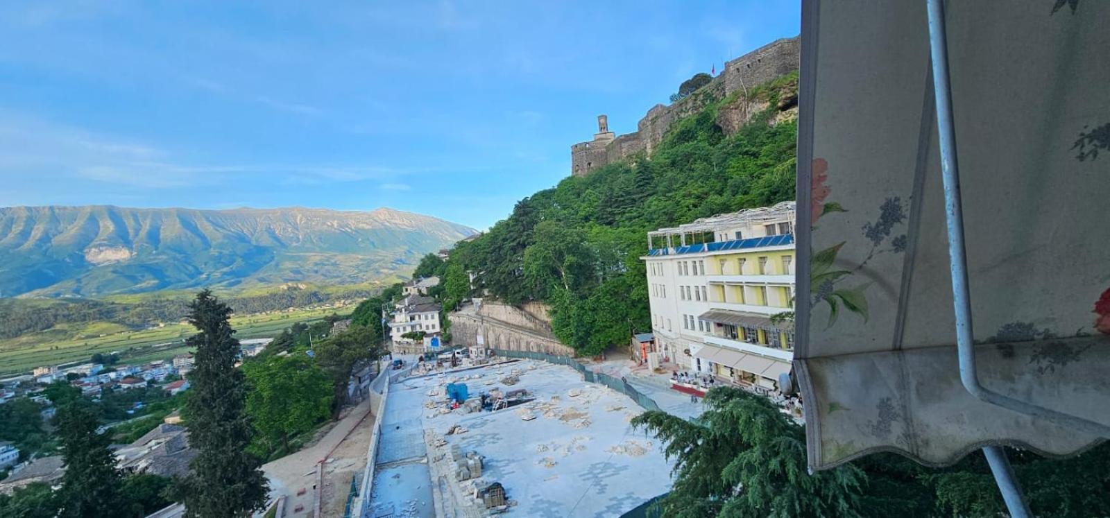 Hotel Sofra Gjirokastër Exterior foto