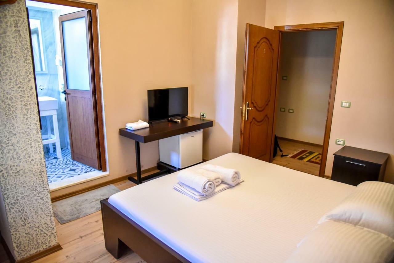 Hotel Sofra Gjirokastër Exterior foto